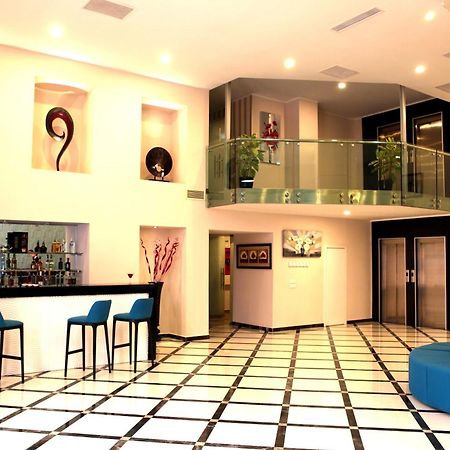Vego Hotel ギャンジャ エクステリア 写真