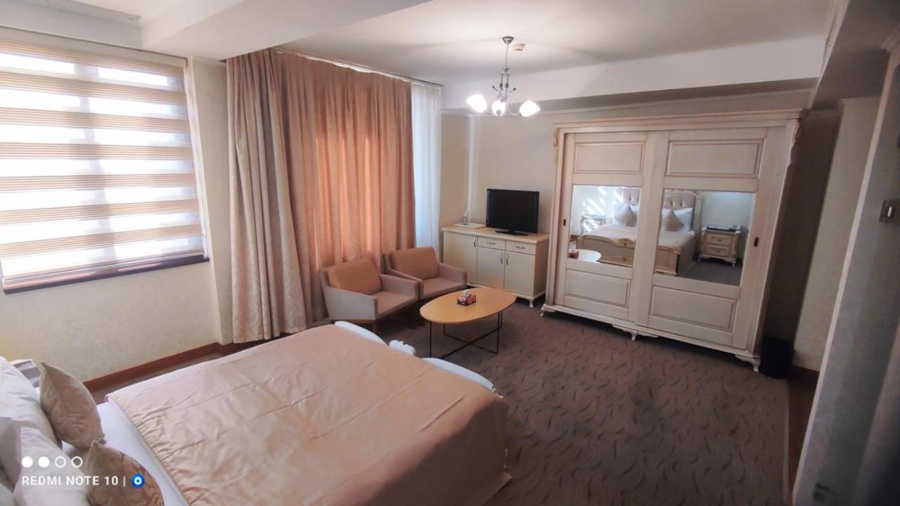 Vego Hotel ギャンジャ エクステリア 写真