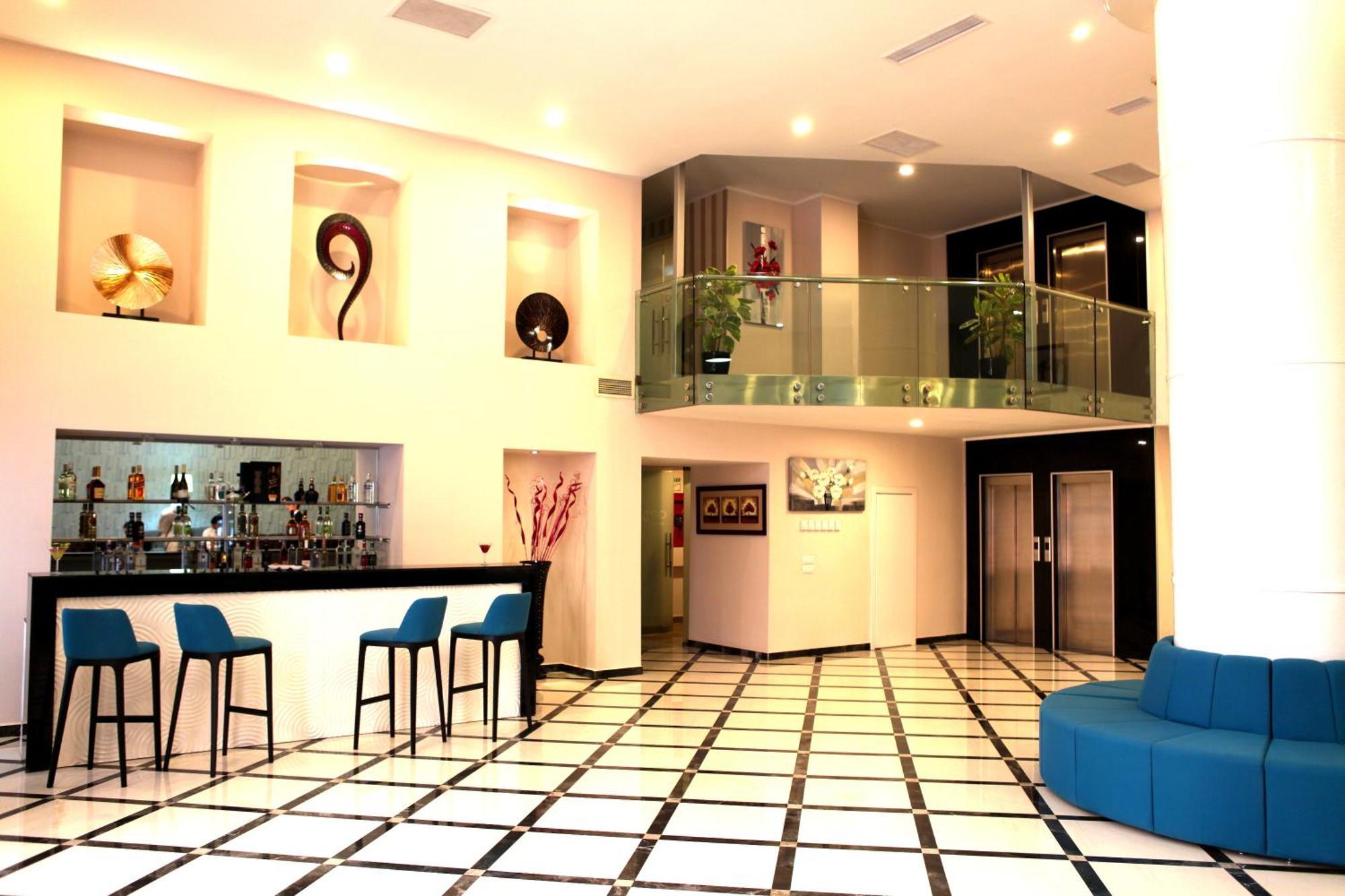 Vego Hotel ギャンジャ エクステリア 写真